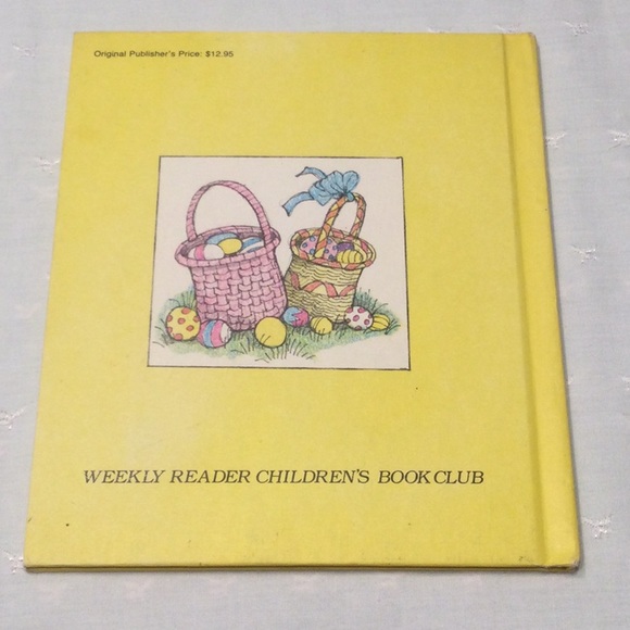 The Big Bunny and the Easter Eggs Hardback Book Vintage 1982 - Picture 2 of 5